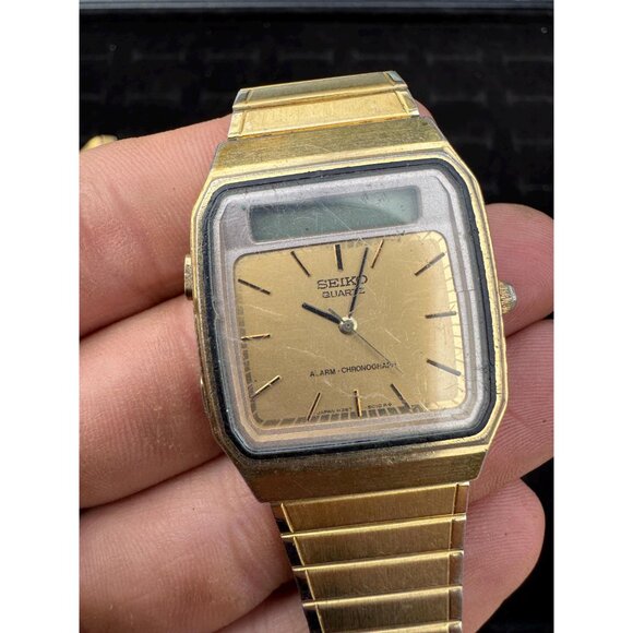 Lot of 3 - Vintage Seiko Digital Watches 1980s - Picture 4 of 8